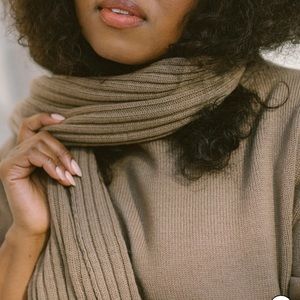 Elizabeth Suzann Classic Rib Scarf Beneficial Wool